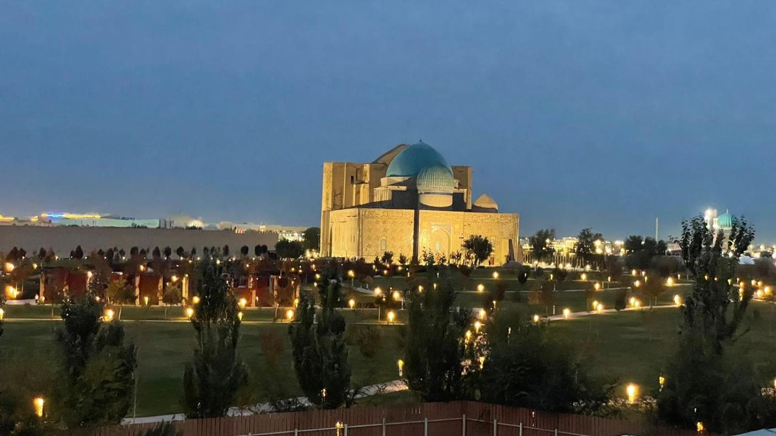 Yassy Hotel, Turkistan Εξωτερικό φωτογραφία